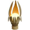 Tischlampe aus Palmenblatt hellbraun mit Leuchtkugel