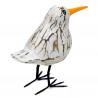 Weißer Vogel aus Holz, kleine Möwe stehend